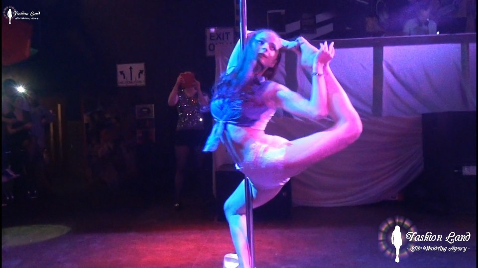 FL Eva Pole Dance